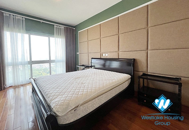 03 Bedrooms apartment in P building for rent 